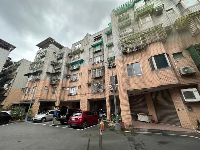 安樂區法拍屋拍賣-1