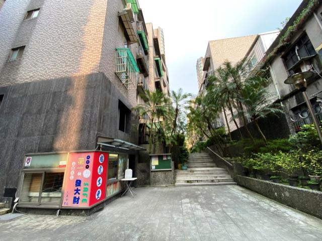 基隆暖暖法拍屋法拍-0