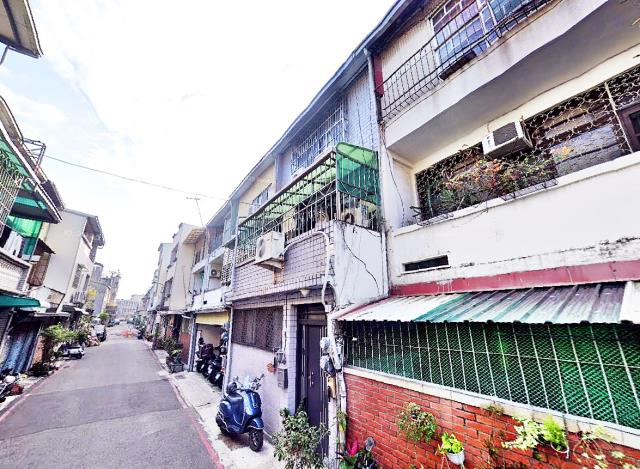 台南東區拍賣法拍屋-2