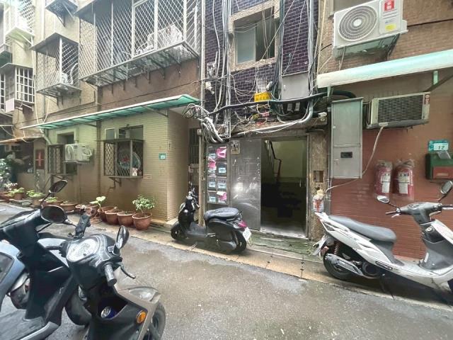 新北淡水法拍屋拍賣-6
