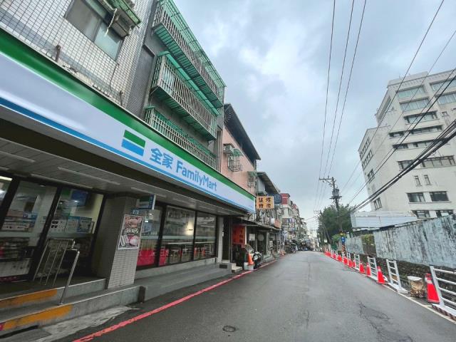 新北淡水法拍屋拍賣-8