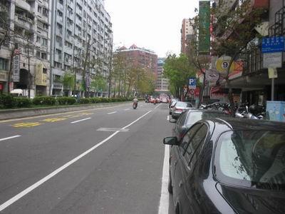 台北信義區拍賣法拍屋-2