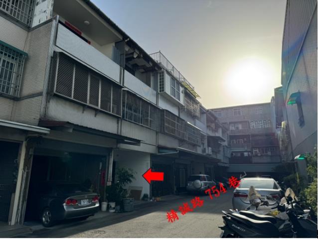台中南屯法拍法拍屋-6