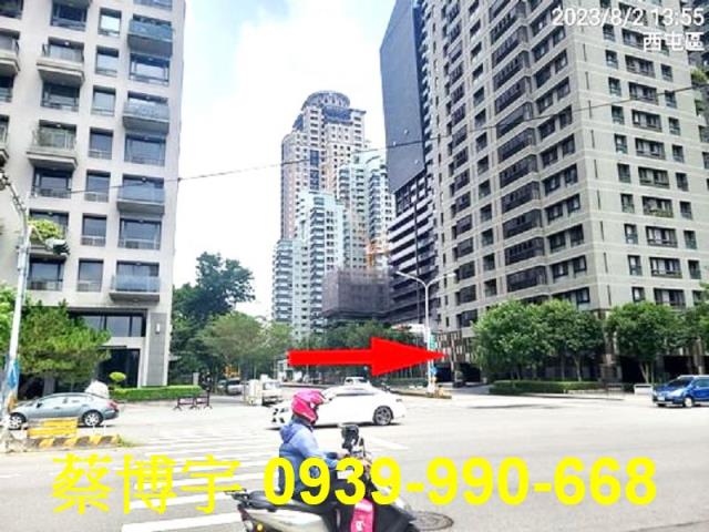 七期由鉅藏玉法拍屋