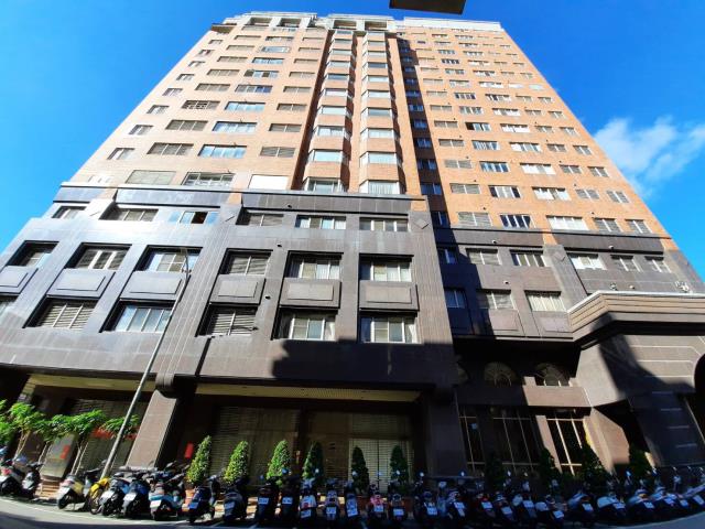 台中南屯法拍法拍屋-2