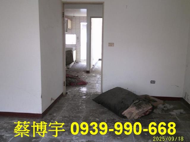 芳苑鄉安家新邨法拍屋