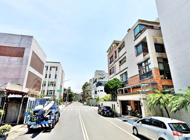 東區拍賣法拍屋-6