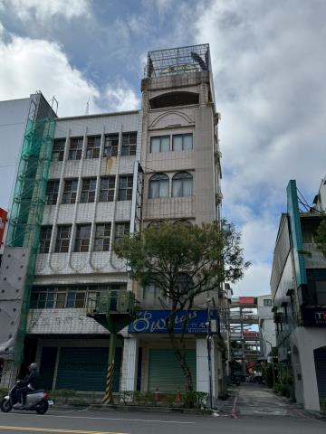 高雄鹽埕法拍法拍屋-7