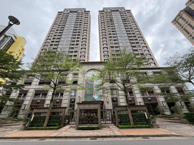 台北信義區拍賣法拍屋-0