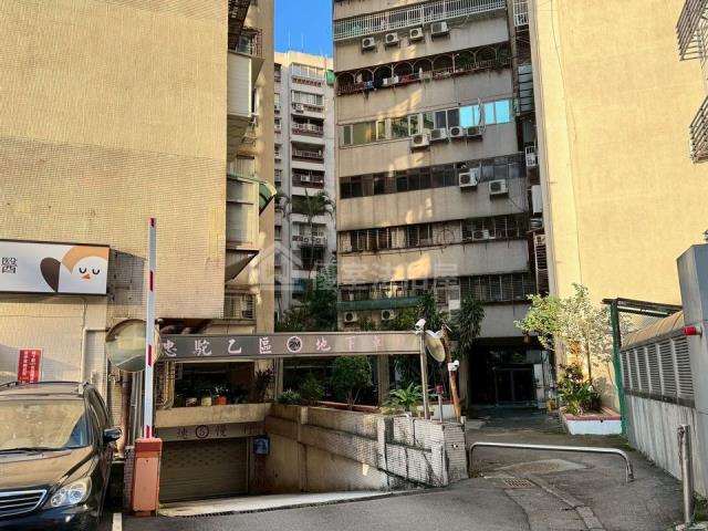 台北信義區法拍法拍屋-2