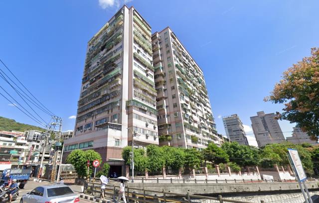 桃園龜山拍賣法拍屋-0