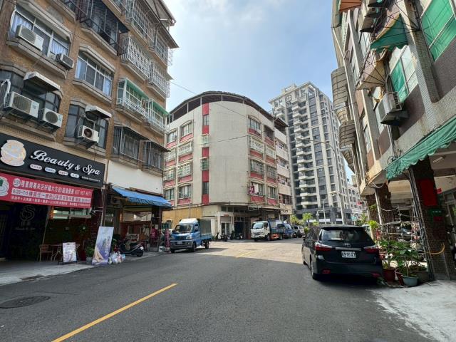 高雄苓雅法拍法拍屋-4