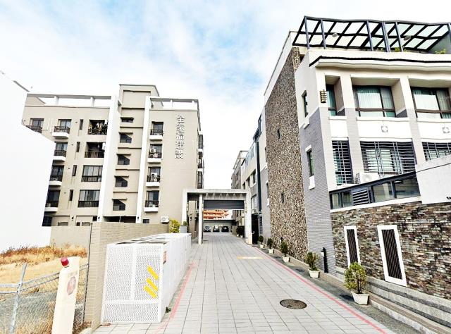 安南區佃西路遇見幸福