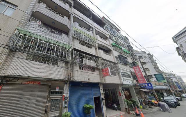 沙鹿區正德路171巷17號法拍富宇大美朝南4樓別墅近明秀公園