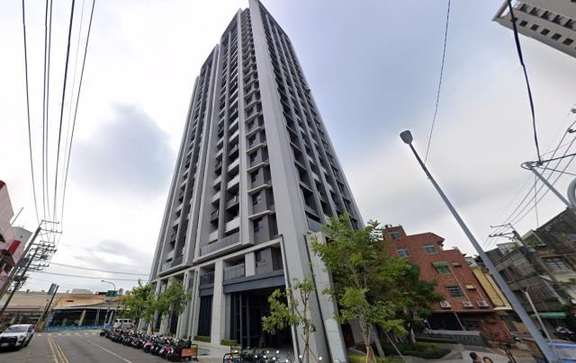 法拍烏日高鐵核心高鐵之星4年極新屋11樓視野平面