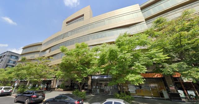 店住辦有地下室撫遠街2471號1樓