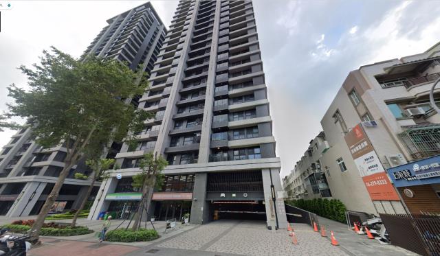 台南市麻豆區麻學路一段11號5樓跟13號5樓法拍屋喬英大樓