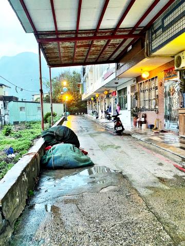 頭城鎮龜山路朝南透天