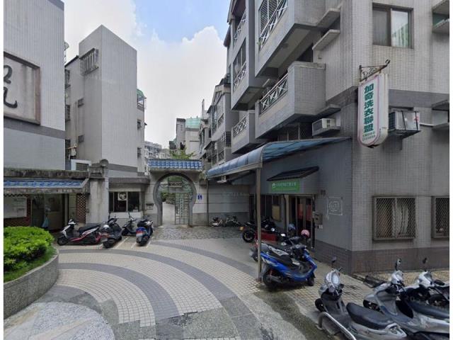 台中東區法拍法拍屋-2