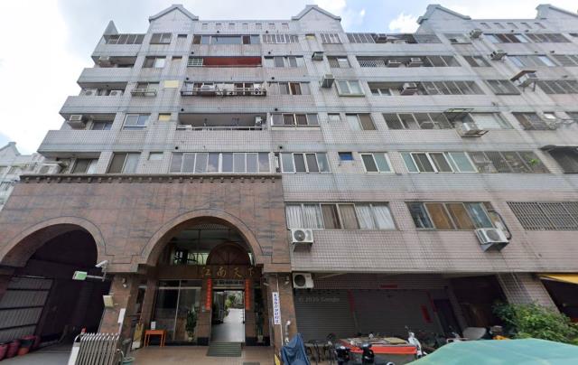 東區東福路43號一樓之五江南天下法拍屋近東光園道旱溪74號道