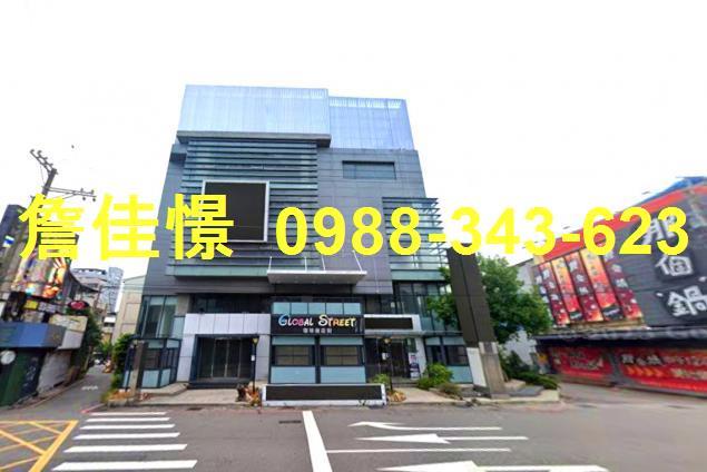 西屯區法拍屋福星路透天優室法拍林小陽