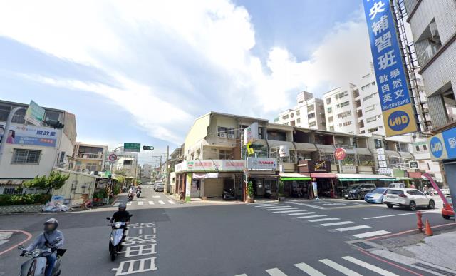 東區法拍法拍屋-2