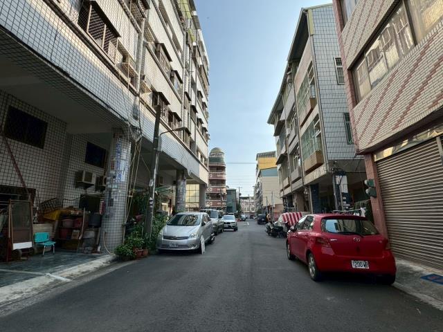 高雄鳳山法拍屋拍賣-5