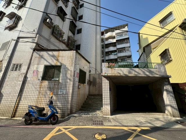 高雄鳳山法拍屋拍賣-7
