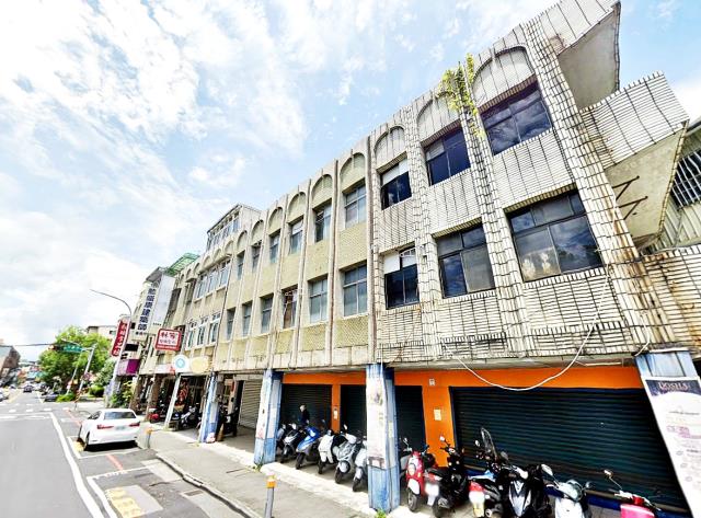 宜蘭市復興路一段透店