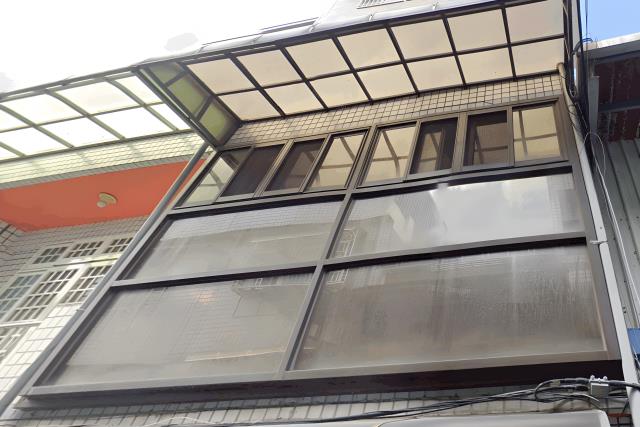 新北市鶯歌區香賓街3巷13號2層樓