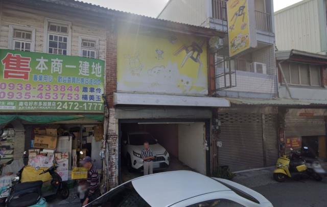 南屯區文山北巷2之75號法拍邦成優閣電梯別墅近台中工業區
