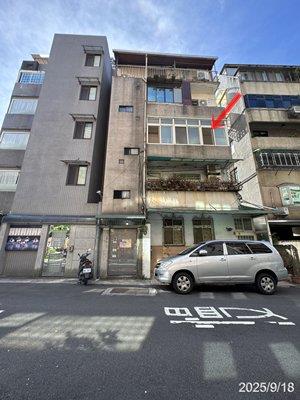 台北市南港區南深路19巷10號2樓法拍公寓