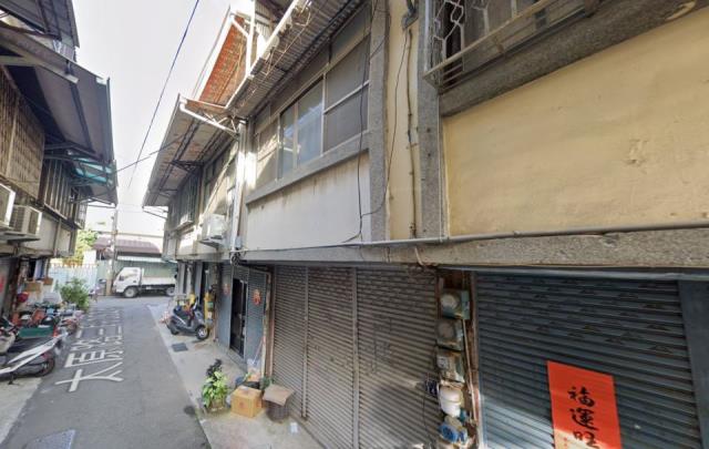 台中市后里區四村路123巷22號台中法拍代標后里第一市場透店