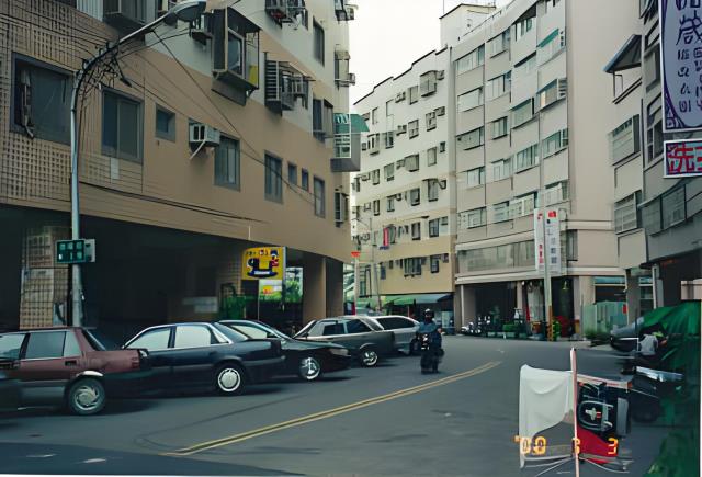 高雄小港法拍屋拍賣-2