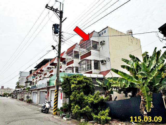 斗六市崙南路邊間透天