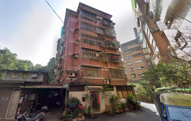 汐止區法拍屋東勢街興富發莊園B區近南港交流道優室法拍林小陽